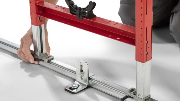 TECEprofil řeší montážní práce v koupelně rychle, bez námahy a bezpečně